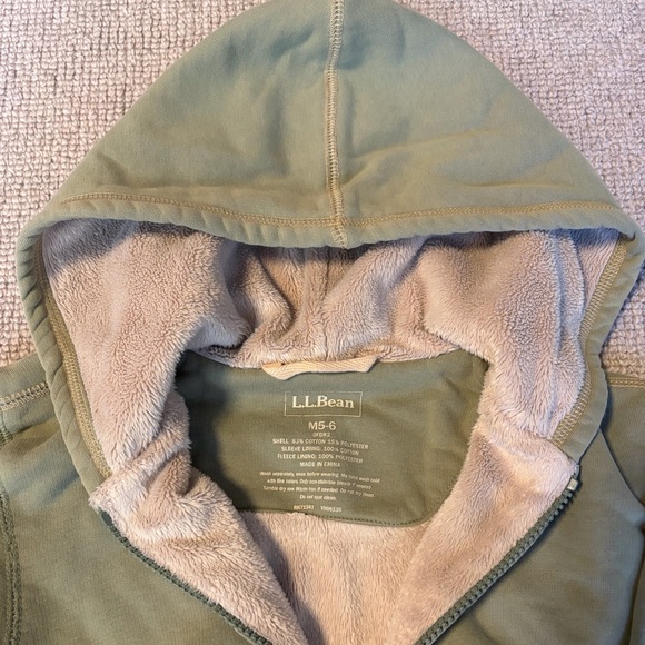 LL Bean Kids Sherpa-Lined Green Hoodie with Contrast Stitching (Size Kids 5-6) - Picture 3 of 6